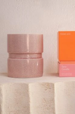 W22 Sara Candle In Black Currant Rose The Sara Candle