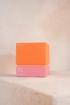 W22 The Sara Candle Sara Candle In Fresh Cut Roses 7 W22 The Sara Candle Sara Candle In Fresh Cut Roses