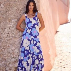 S21B Sale Maisie Dress In Blue Camellia