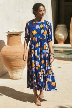 W22A Lottie Dress In Lavender