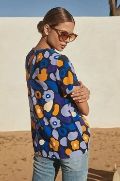 W22A Daisy Top In Lavender