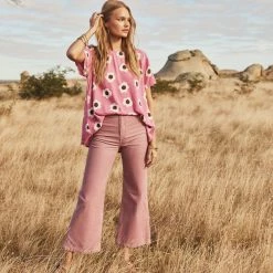 W22A Daisy Top In Zinnia