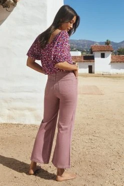 W22A Drew Cropped Flares In Pink Corduroy