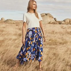 W22A Elyse Skirt In Lavender Skirts 10 W22A Elyse Skirt In Lavender Skirts