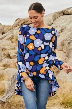 W22A Louise Top In Lavender