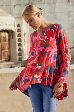 W22A Louise Top In Sugar Maple