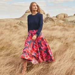 W22A Sage Long Sleeve Crop Knit In Navy Tops