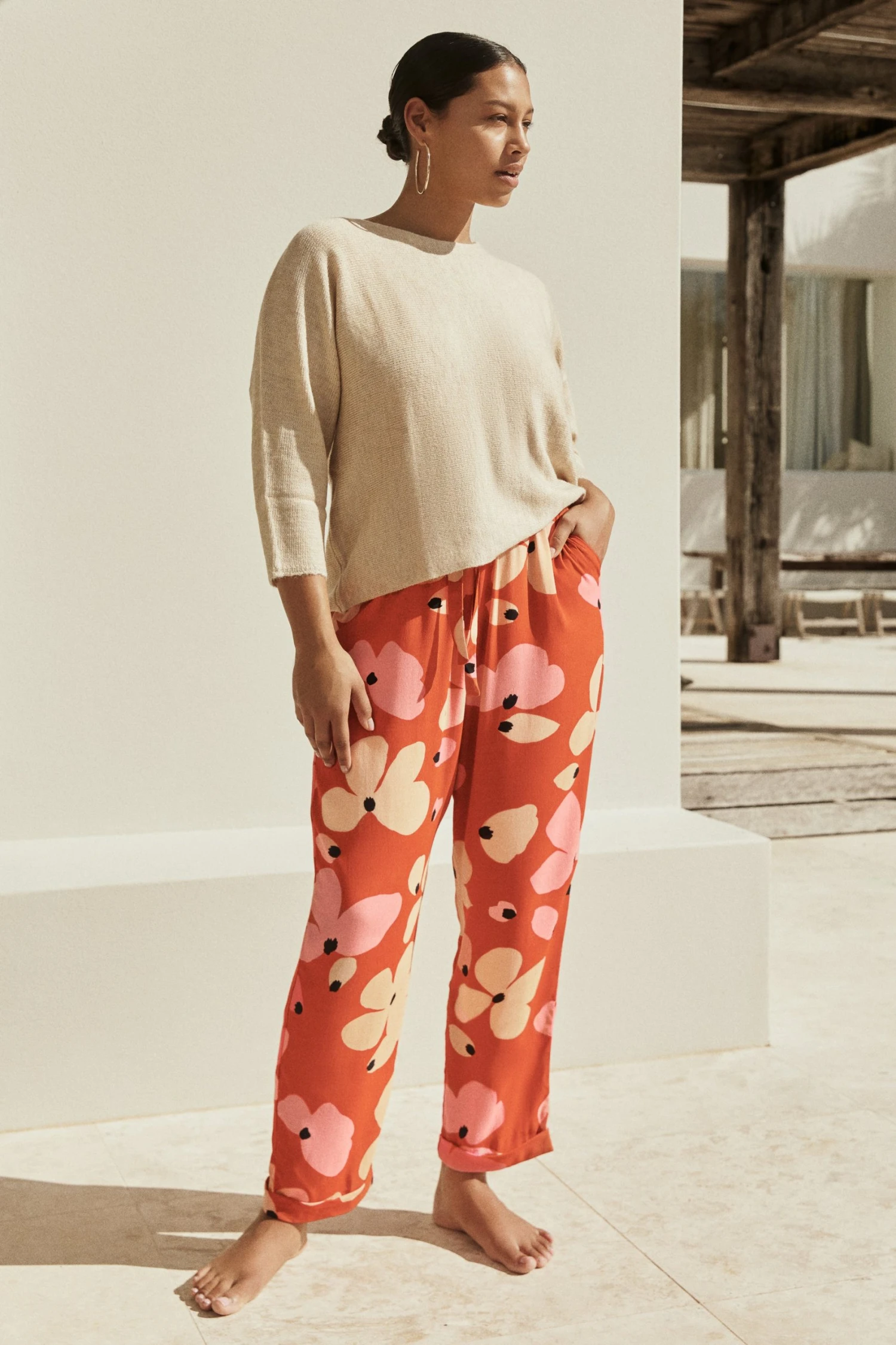 w22bxe3v2x-mister-zimi-w22b-lila-jumpsuit-in-fire-bloom-3.jpg W22D Lila Jumpsuit In Fire Bloom