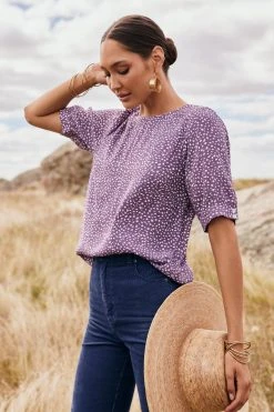 W22D New Martina Top In Grape Vine