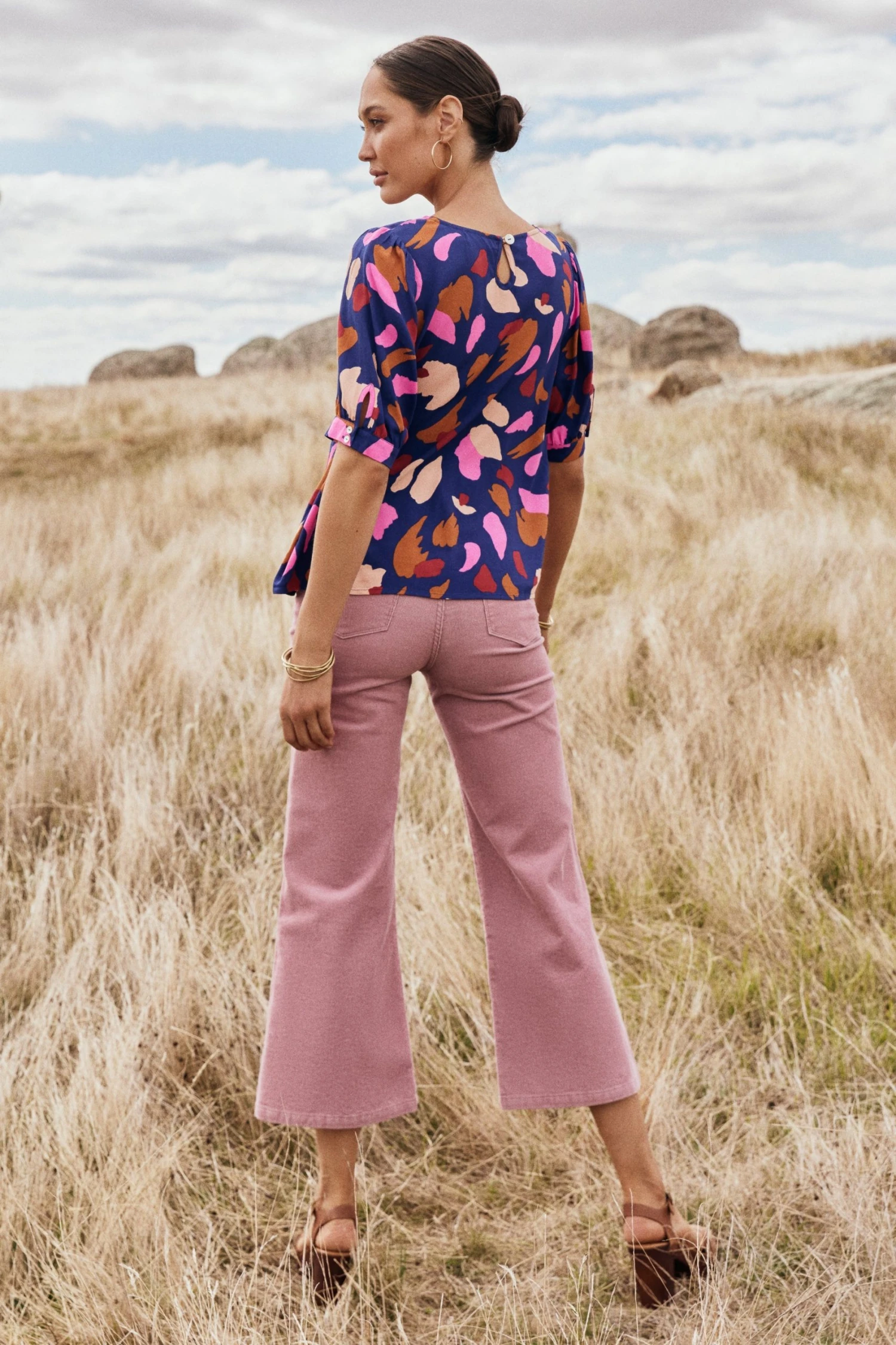 w22dxe3v2x-mister-zimi-w22d-martina-top-in-mojave-4.jpg W22D Martina Top In Mojave New