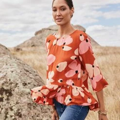 W22D Winter Celeste Top In Fire Bloom